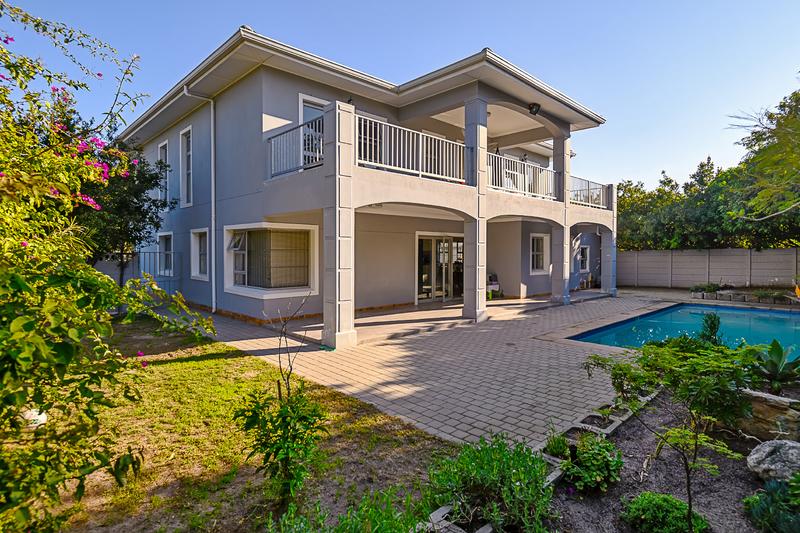 To Let 5 Bedroom Property for Rent in Pinelands Western Cape